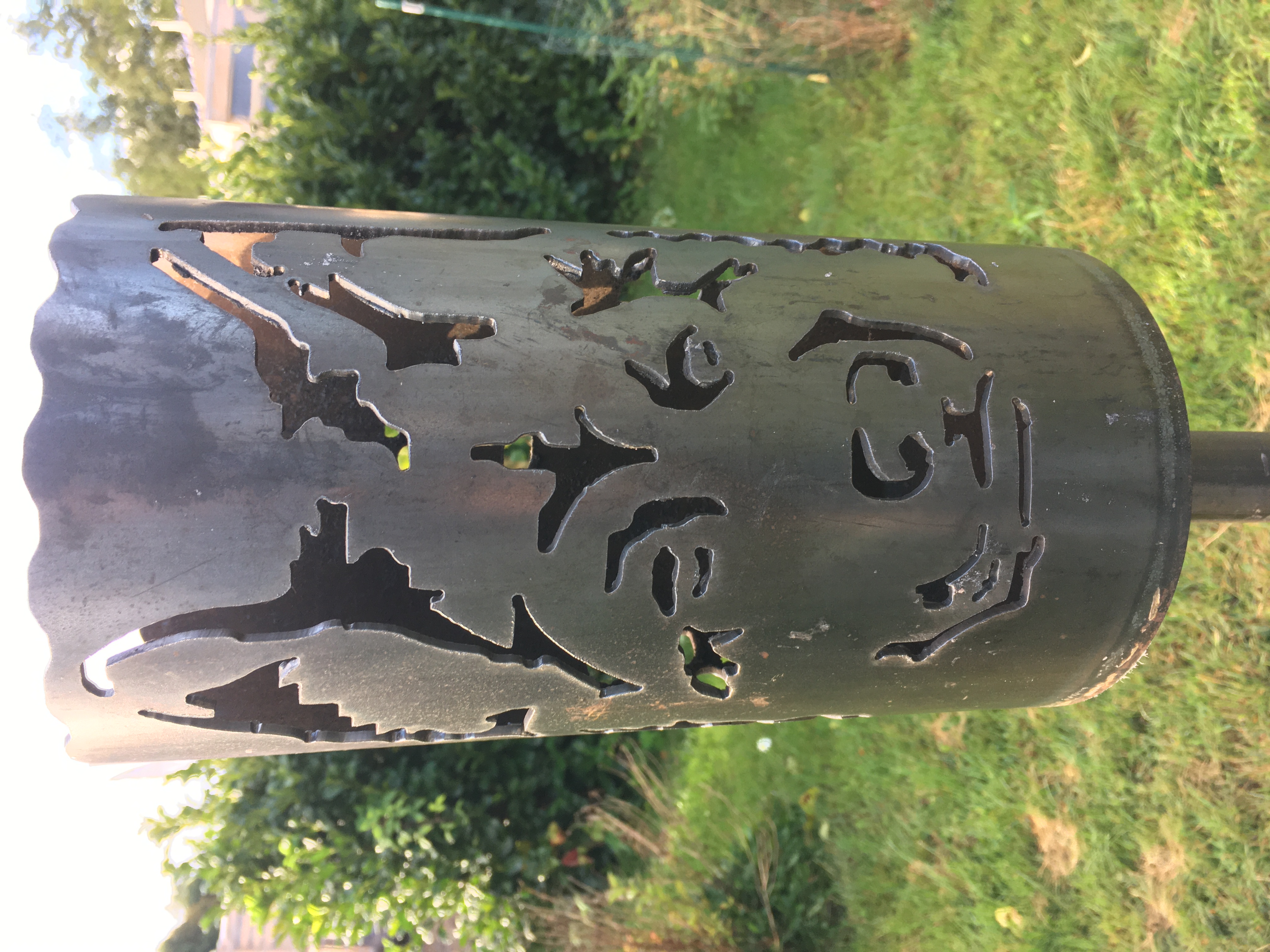 Gartenfackel groß Altdeutscher Schäferhund - inkl. Fackelstiel ca. 110 cm angespitzt und 1 x Brennmaterial